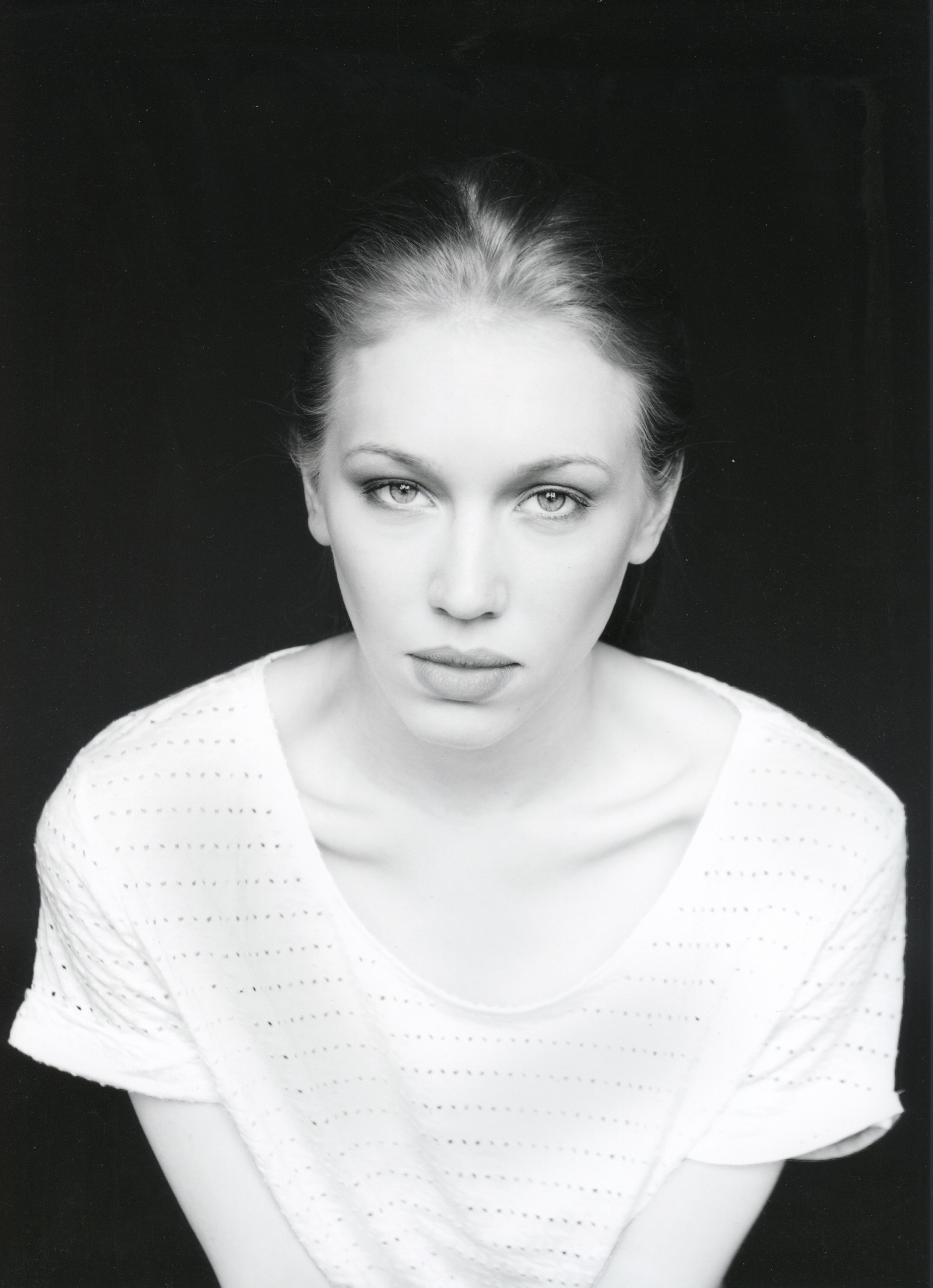 A photo of a young girl.